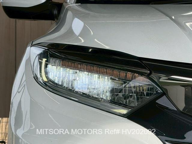 
								2020 HONDA VEZEL full									