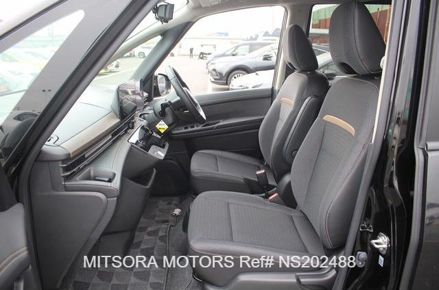 
								2024 NISSAN SERENA E-POWER HIGHWAY STAR V full									