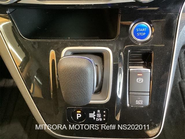 
								2022 NISSAN SERENA E-POWER HIGHWAY STAR V full									