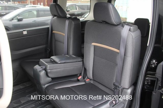 
								2024 NISSAN SERENA E-POWER HIGHWAY STAR V full									