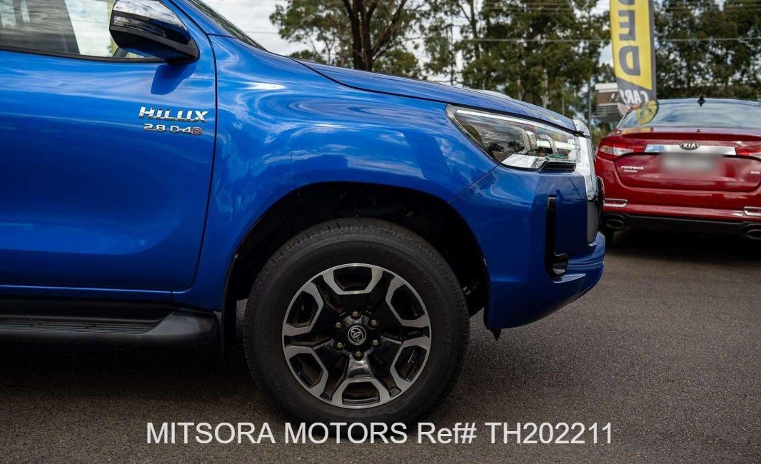 
								2022 TOYOTA HILUX full									