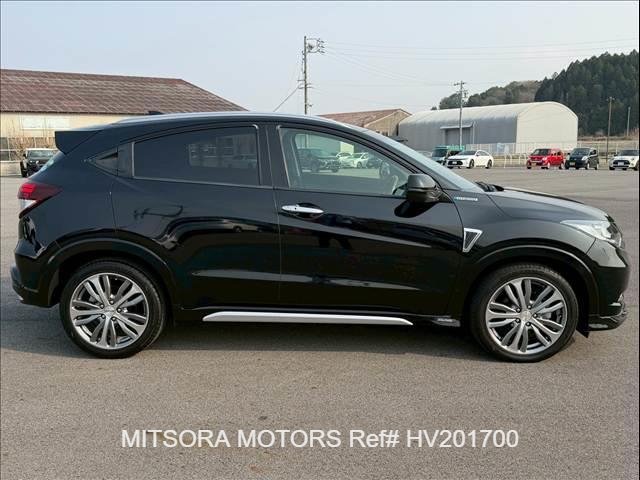 
								2017 HONDA VEZEL HYBRID Z full									