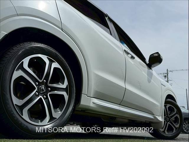 
								2020 HONDA VEZEL full									