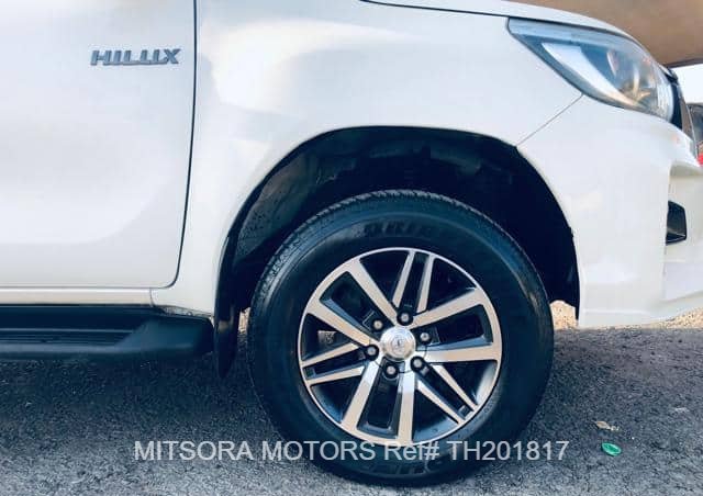 
								2018 TOYOTA HILUX full									