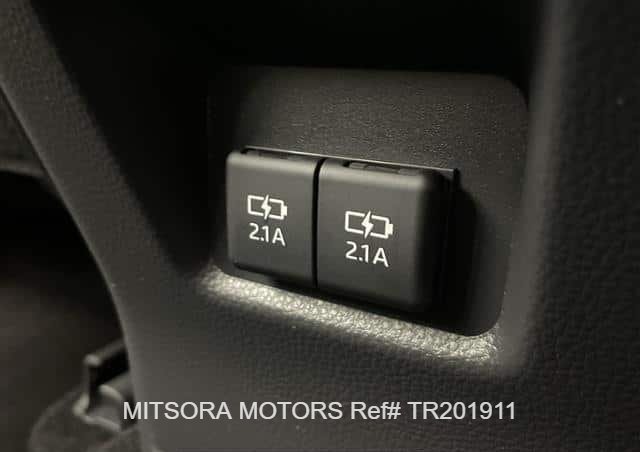 
								2019 TOYOTA RAV4 full									