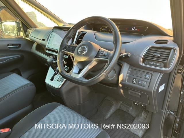 
								2020 NISSAN SERENA HIGHWAY STAR V full									