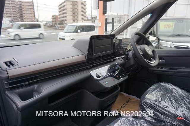 
								2026 NISSAN SERENA E-POWER HIGHWAY STAR V full									