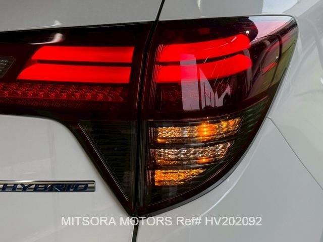 
								2020 HONDA VEZEL full									
