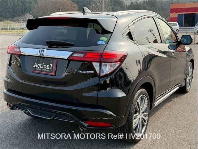 
								2017 HONDA VEZEL HYBRID Z full									