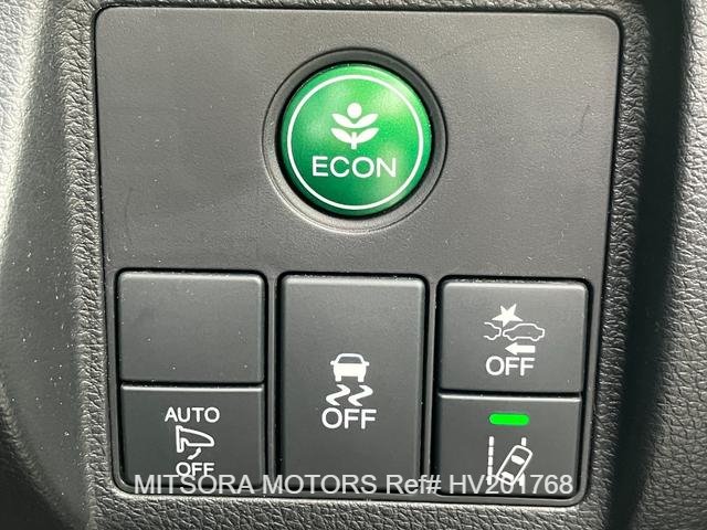 
								2017 HONDA VEZEL X HONDA SENSING full									