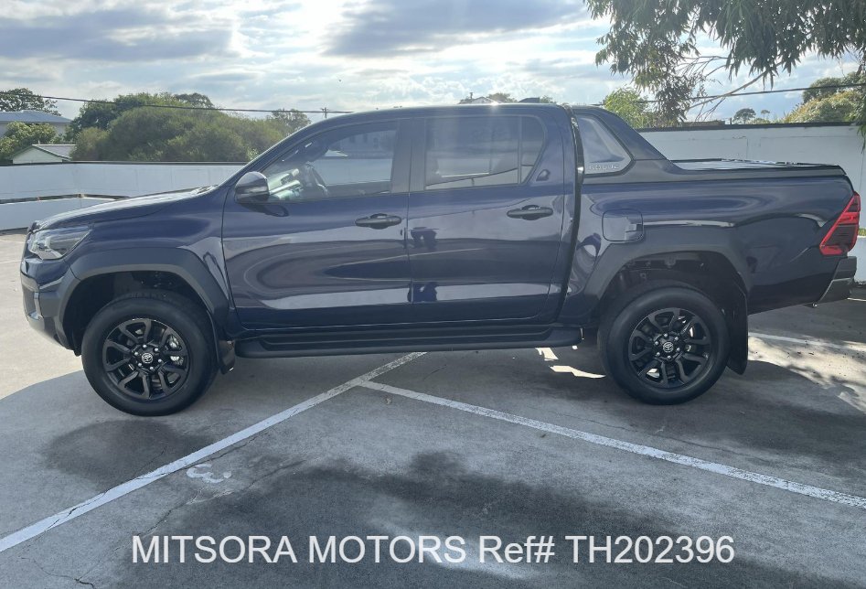 
								2023 TOYOTA HILUX ROGUE full									