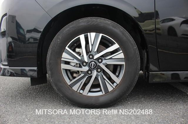 
								2024 NISSAN SERENA E-POWER HIGHWAY STAR V full									