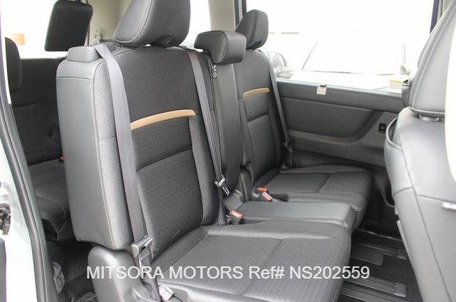 
								2025 NISSAN SERENA HIGHWAY STAR V full									