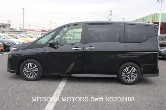 
								2024 NISSAN SERENA E-POWER HIGHWAY STAR V full									