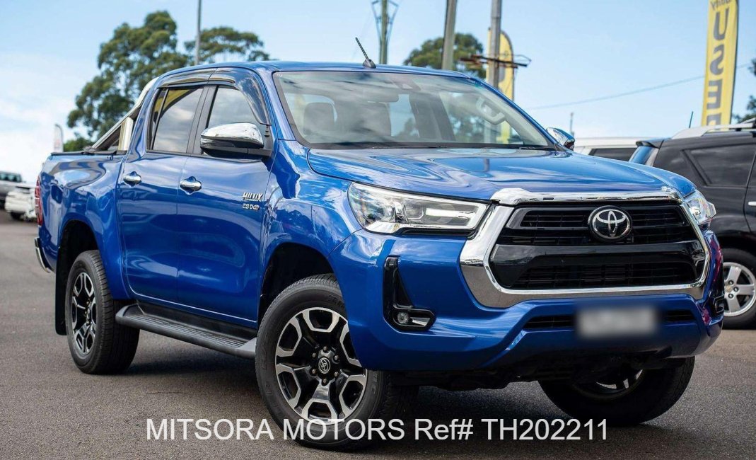 2022 TOYOTA HILUX