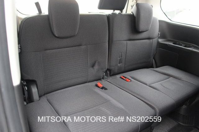 
								2025 NISSAN SERENA HIGHWAY STAR V full									