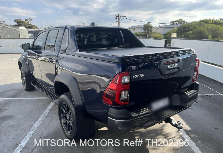 
								2023 TOYOTA HILUX ROGUE full									
