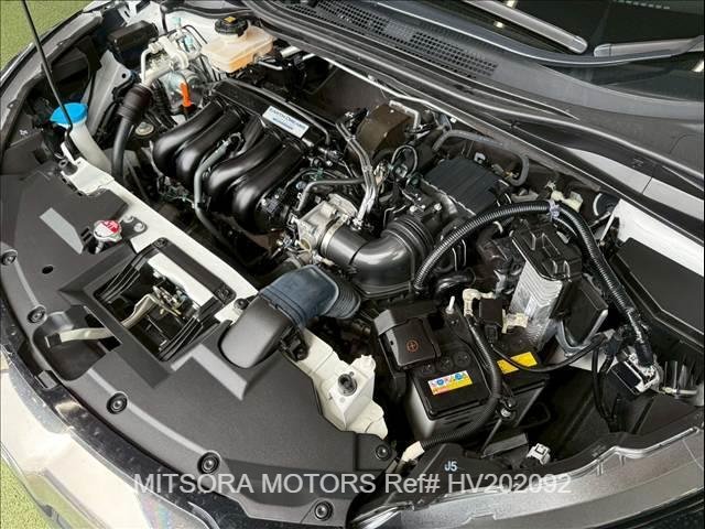 
								2020 HONDA VEZEL full									