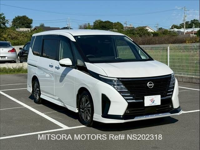 
								2023 NISSAN SERENA E-POWER HIGHWAY STAR V full									