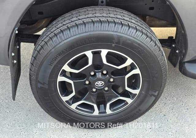 
								2018 TOYOTA HILUX full									