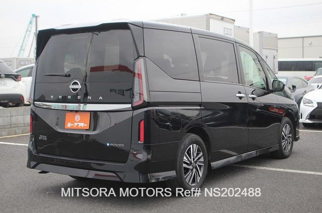 
								2024 NISSAN SERENA E-POWER HIGHWAY STAR V full									