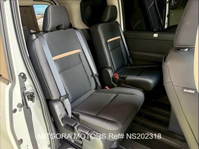
								2023 NISSAN SERENA E-POWER HIGHWAY STAR V full									