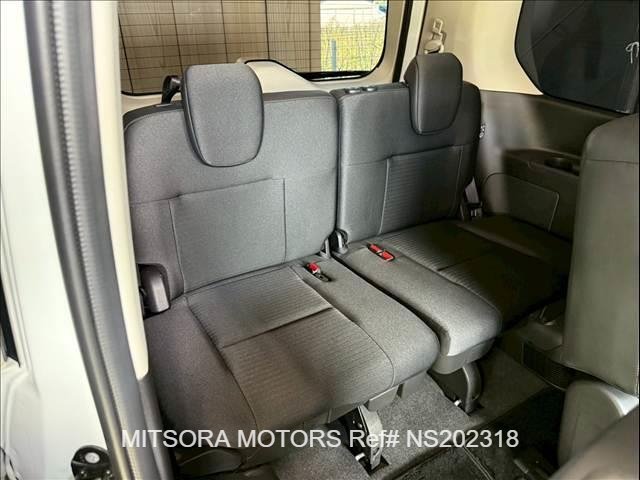 
								2023 NISSAN SERENA E-POWER HIGHWAY STAR V full									
