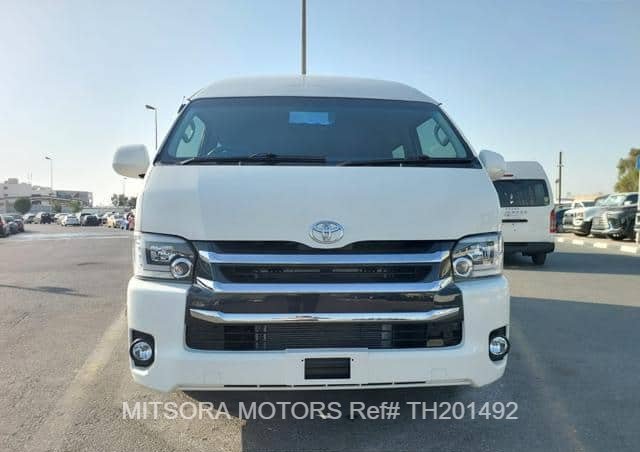 2014 TOYOTA HIACE COMMUTER