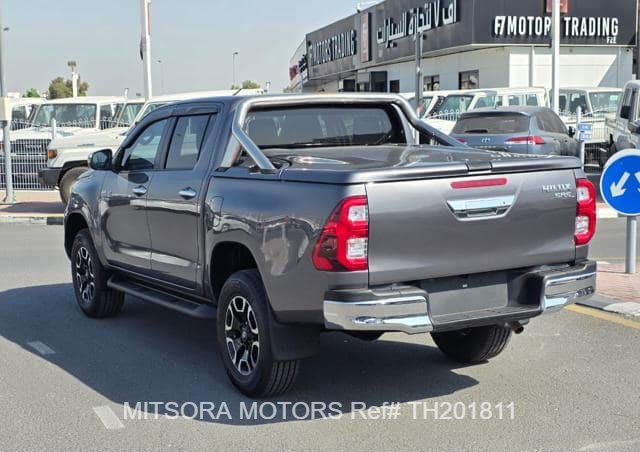 
								2018 TOYOTA HILUX full									