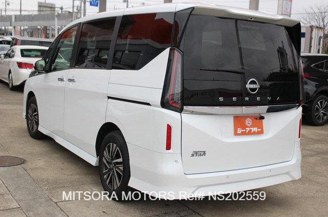 
								2025 NISSAN SERENA HIGHWAY STAR V full									
