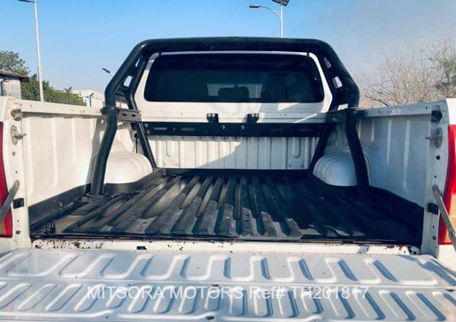 
								2018 TOYOTA HILUX full									