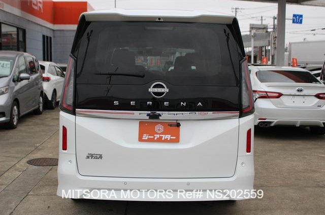 
								2025 NISSAN SERENA HIGHWAY STAR V full									