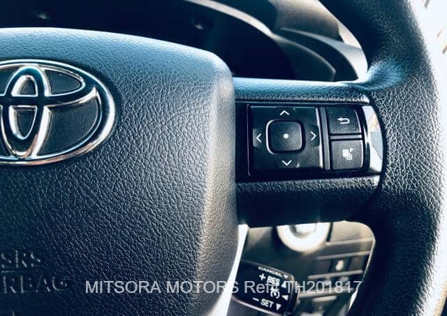 
								2018 TOYOTA HILUX full									