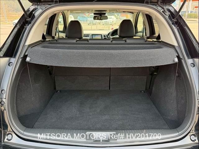 
								2017 HONDA VEZEL HYBRID Z full									