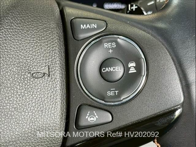 
								2020 HONDA VEZEL full									