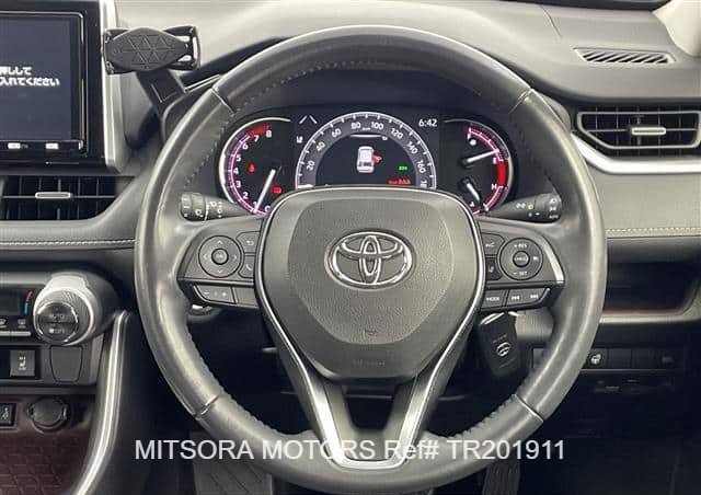 
								2019 TOYOTA RAV4 full									