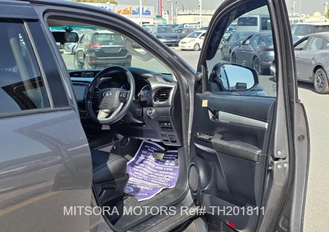 
								2018 TOYOTA HILUX full									