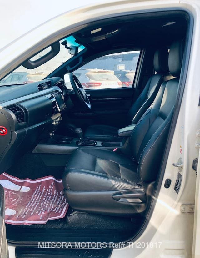 
								2018 TOYOTA HILUX full									