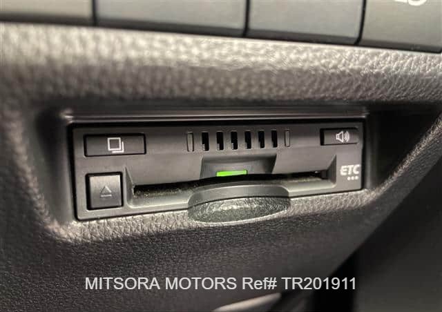 
								2019 TOYOTA RAV4 full									