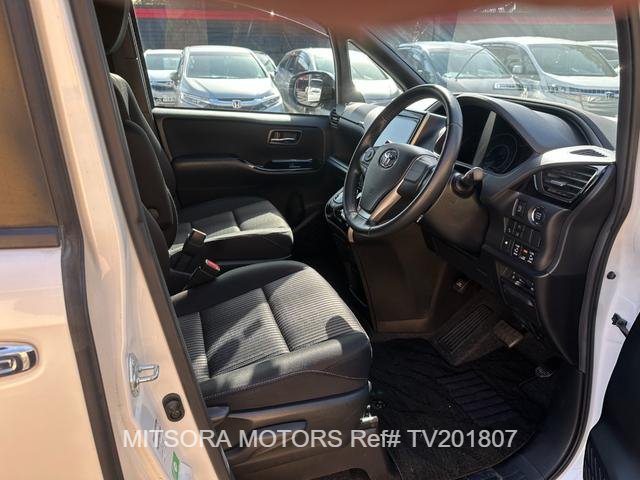 2018 TOYOTA VOXY ZS KIRAMEKI