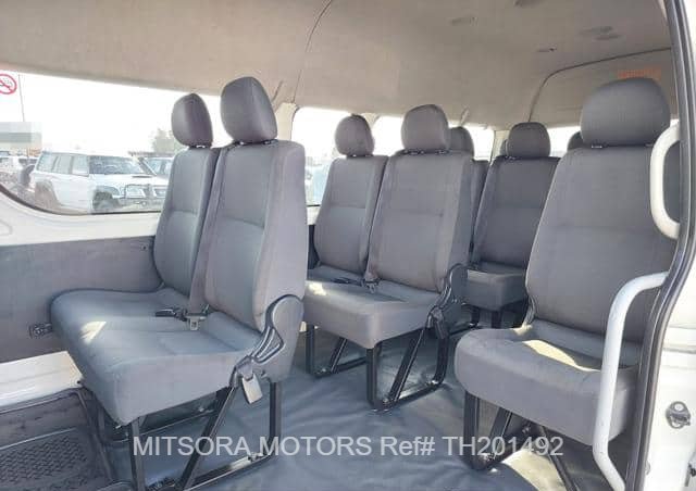 
								2014 TOYOTA HIACE COMMUTER full									
