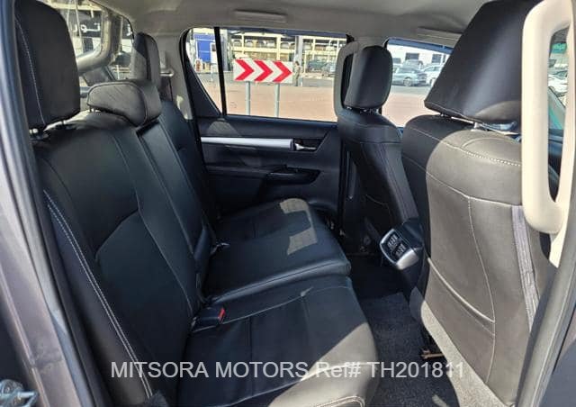 
								2018 TOYOTA HILUX full									