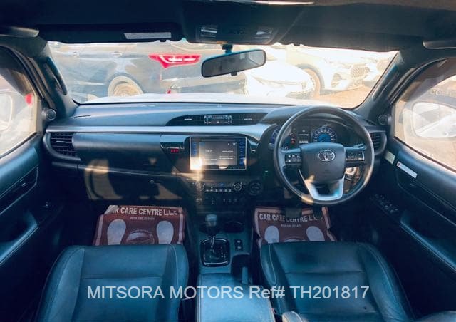 
								2018 TOYOTA HILUX full									