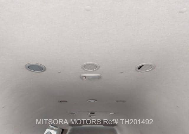 
								2014 TOYOTA HIACE COMMUTER full									