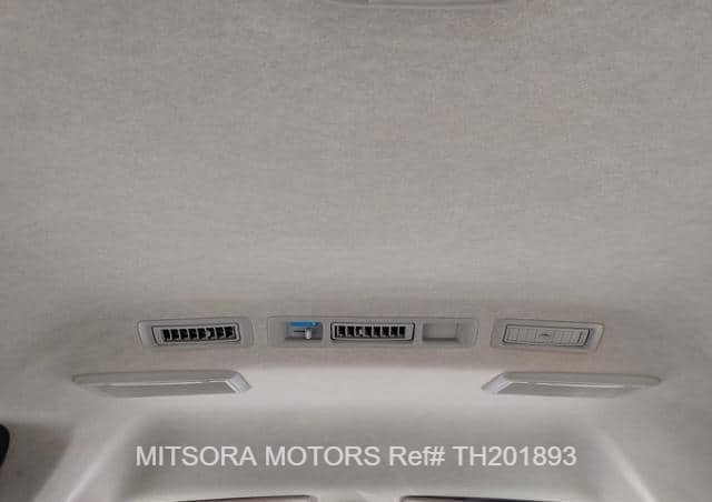 
								2018 TOYOTA HIACE WH full									