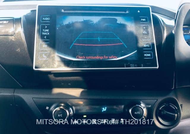 
								2018 TOYOTA HILUX full									