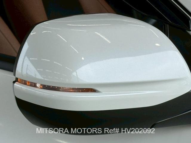 
								2020 HONDA VEZEL full									