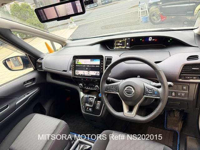 
								2021 NISSAN SERENA E-POWER HIGHWAY STAR V full									