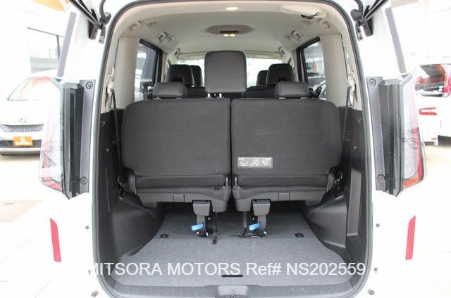 
								2025 NISSAN SERENA HIGHWAY STAR V full									