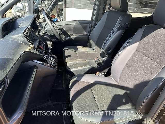 
								2018 TOYOTA NOAH SI WxB full									